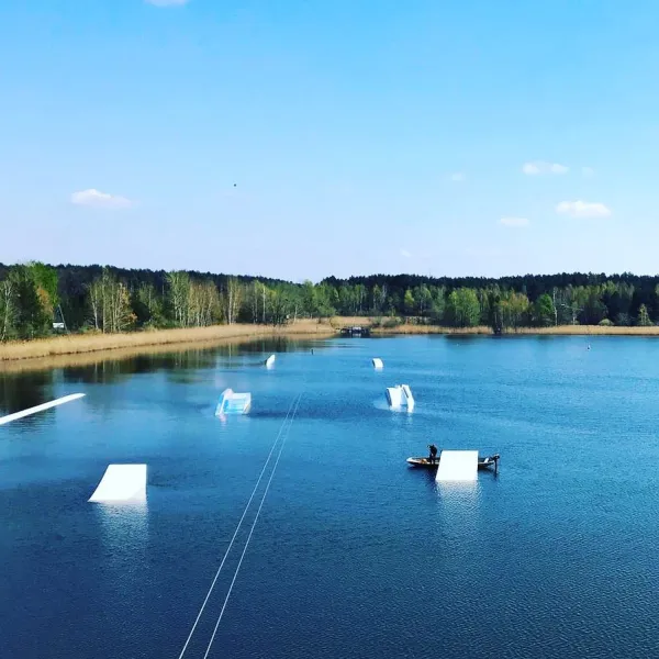 Panorama bei blauem Himmel